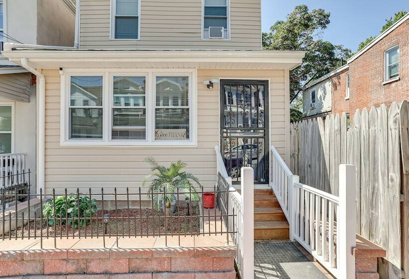 Wilmington Home ~ 28 Mi To Downtown Philadelphia!