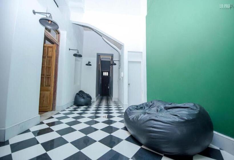 هاستل Ahivá Espacio Temporal