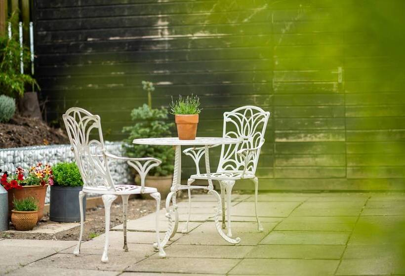 Bed and Breakfast Stonehenge Courtyard