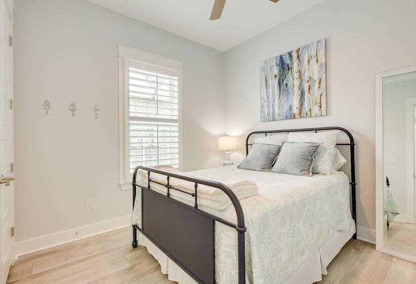 Bright Foley Home W/ Patio   7 Mi To Wharf & Beach