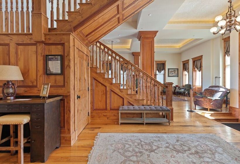 مسافرخانه The Kleemann House