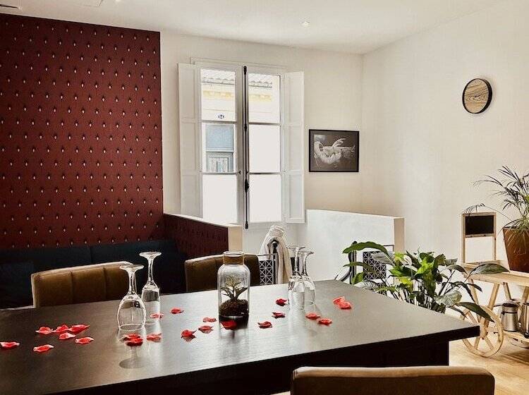 هتل 26 Rue Du Grand Maurian