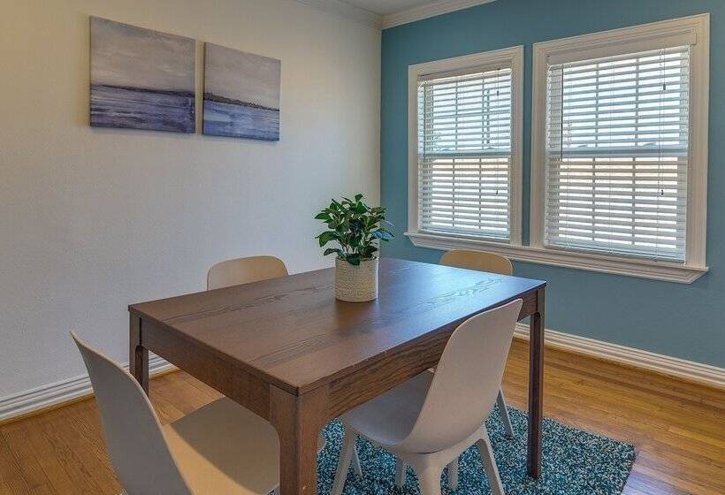 Quaint Houston Hideaway   3 Mi To Downtown!