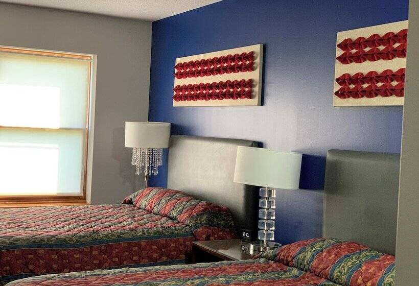 酒店 Illini Inn & Suites