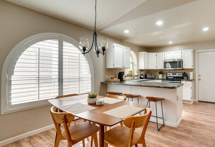 Modern Peoria Home W/ Pool Access & Private Yard!