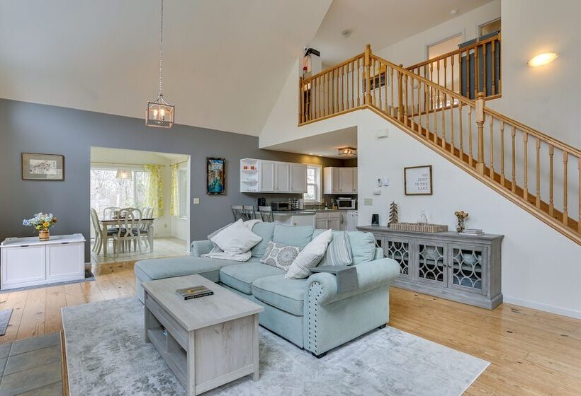 Pet Friendly Lackawaxen Home W/ Gas Grill!