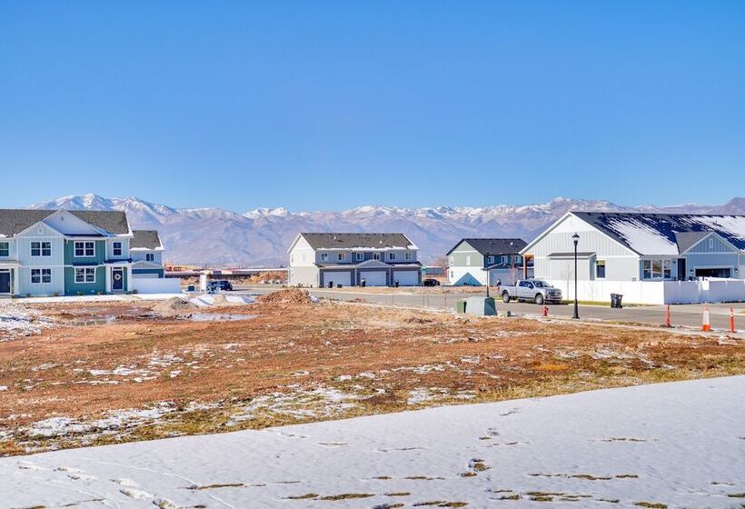 Pet Friendly Utah Abode   Fireplace, Patio & Grill