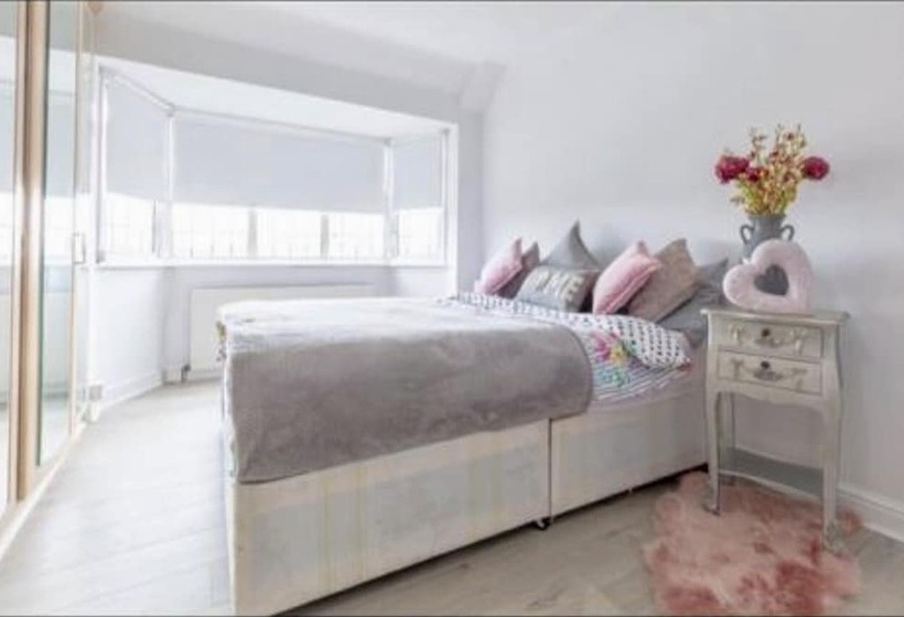 레지던스 Hidden Gem Minutes From Heathrow Airport