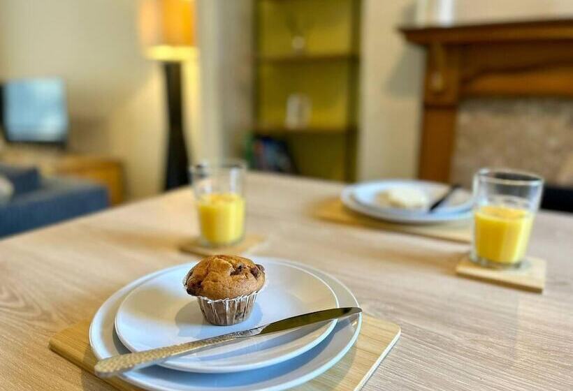 إقامة Jonsib Cottage   A Home Away From Home