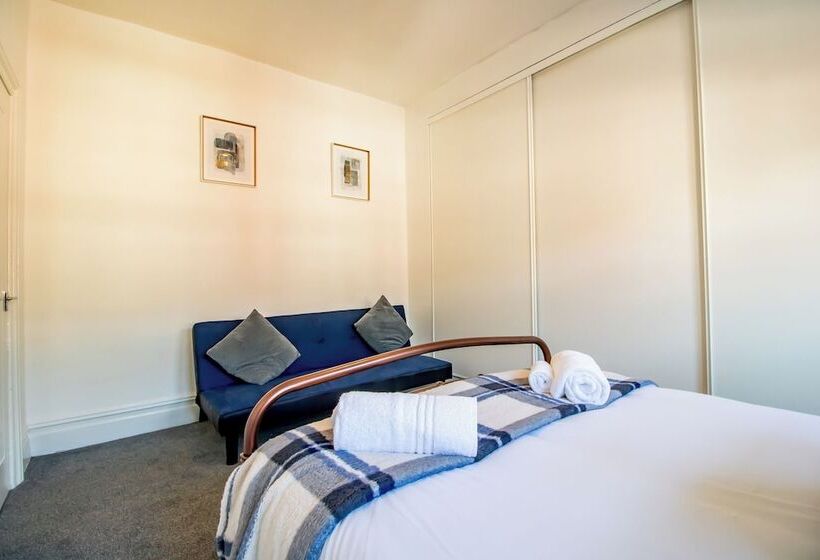 إقامة Stylish 3 Bed Flat In South Shields