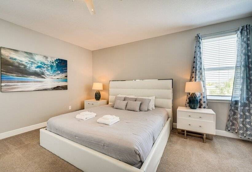 Spacious Kissimmee Escape, Close To Disney World!