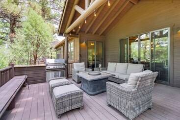 Spacious Torreon Cabin W/ Deck & Gas Grill!