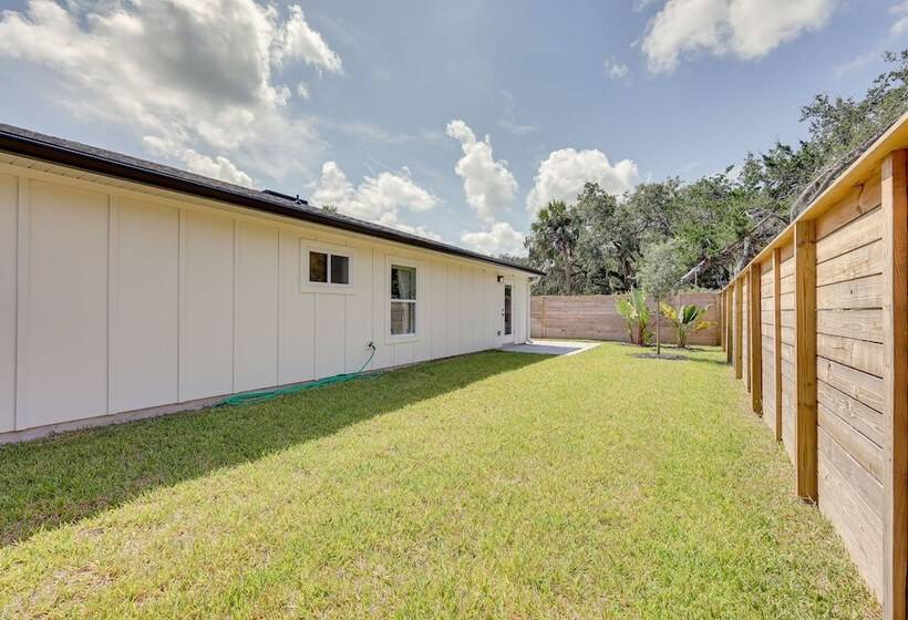 St Augustine Home W/ Patio   1 Mi To Beaches!