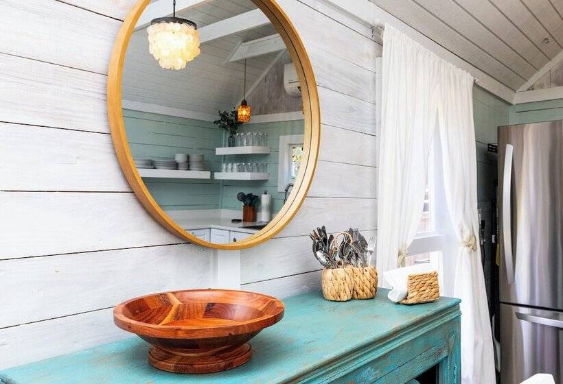 Sunkissed Cottage