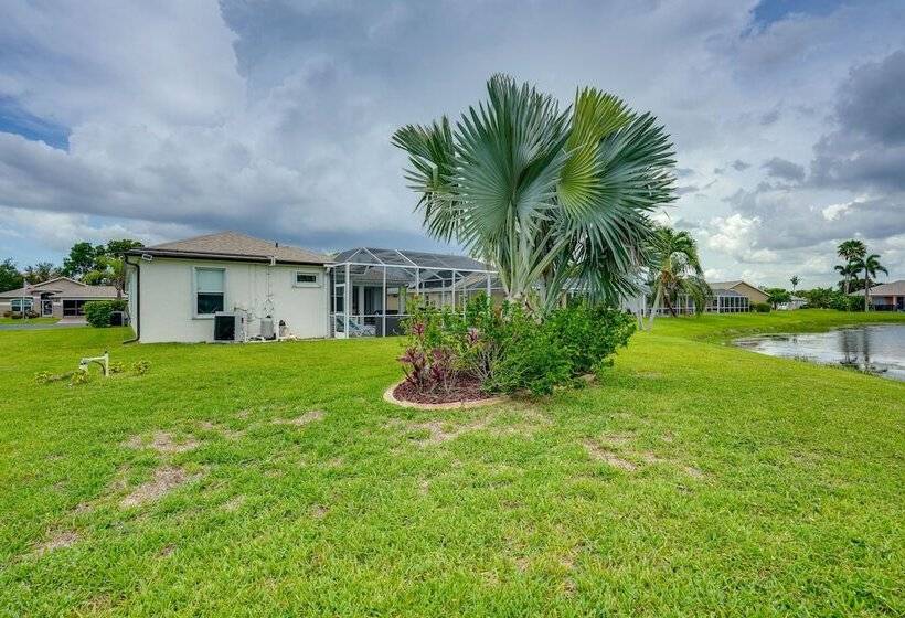 Sunny Fort Myers Home W/ Heated Pool!