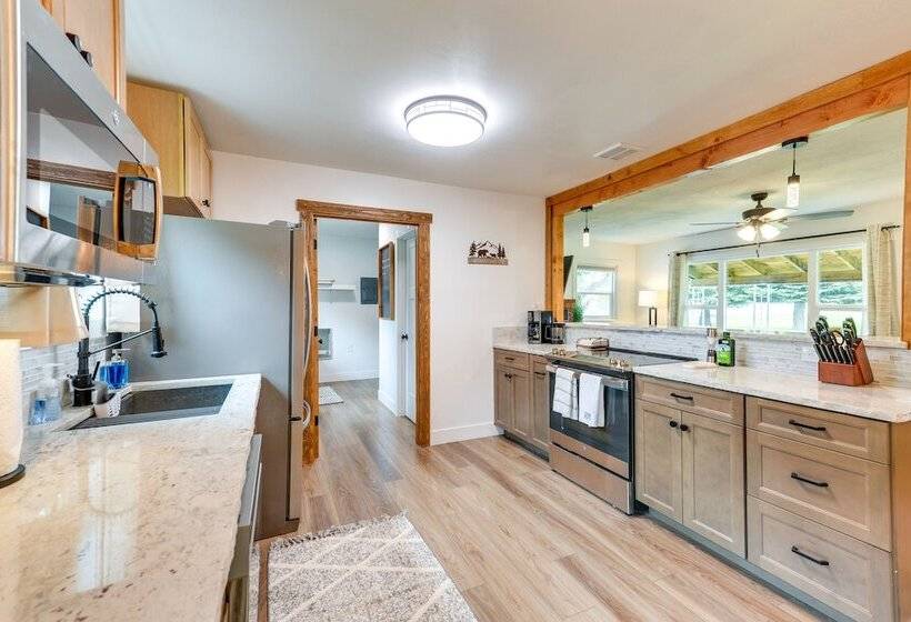 Teton Valley Getaway: Fenced Yard, Grill