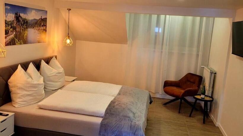 ベッドアンドブレックファースト Moselvilla No 7