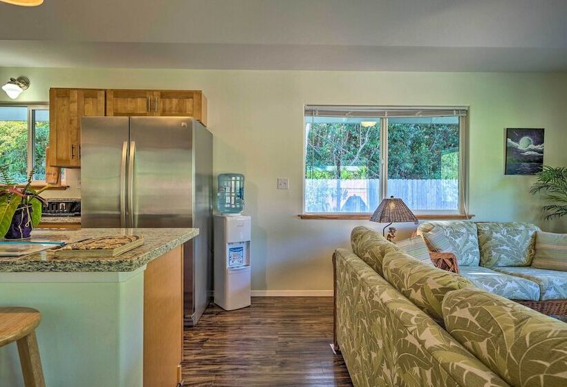 Big Island Paradise  Hawaiian Retreat W/ Patio!