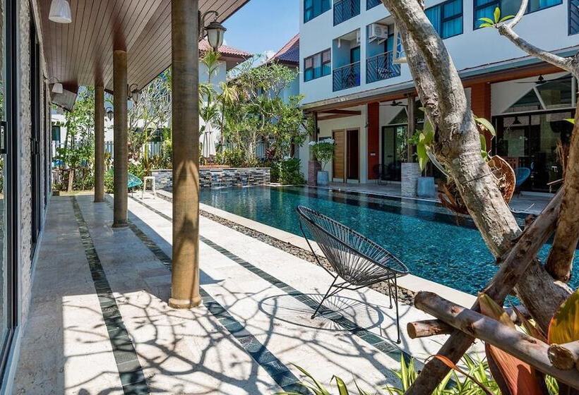 ホテル Coco Paradiso Phuket