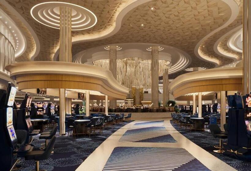 هتل Fontainebleau Las Vegas