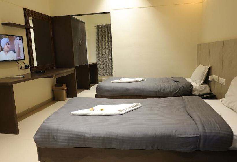 בית מלון כפרי Galaxy Deluxe