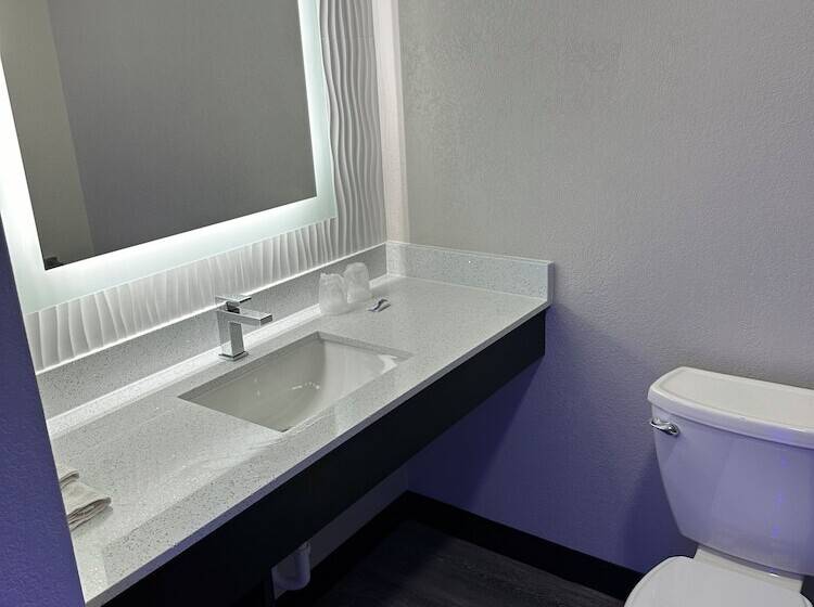 בית מלון כפרי Imperial Suites