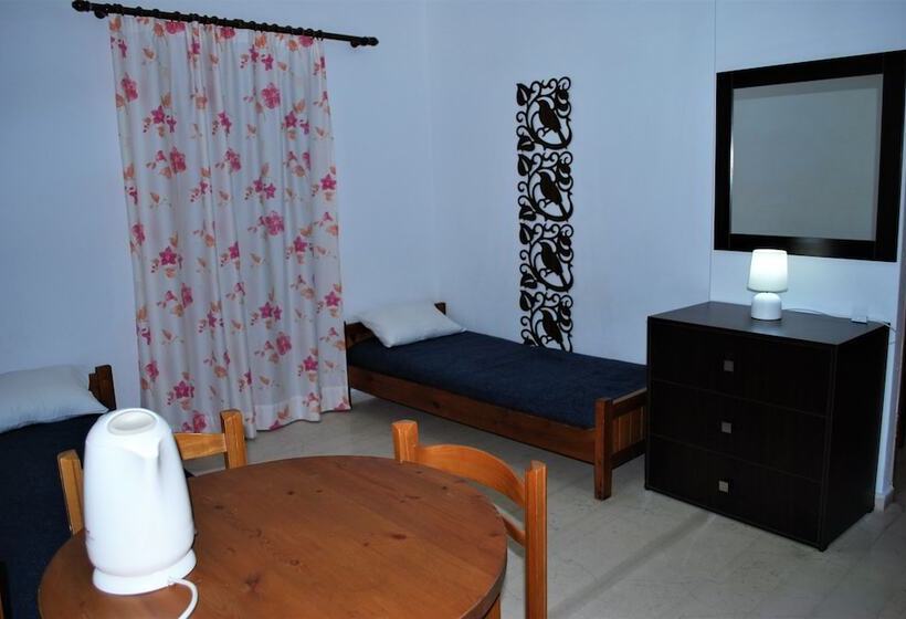 هتل Koula Apartments