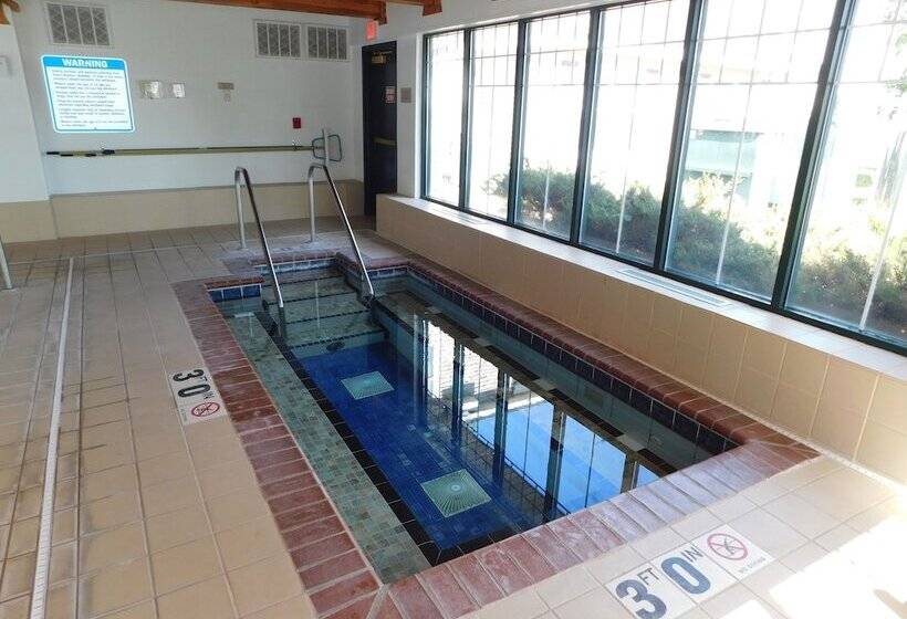 בית מלון כפרי Northwoods Best Inn  Turtle Lake