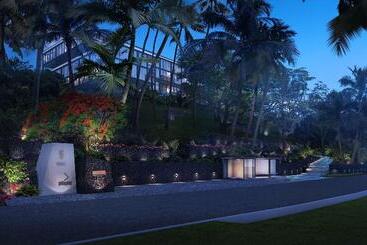 هتل Palau Sunrise Sea View Landison Retreat