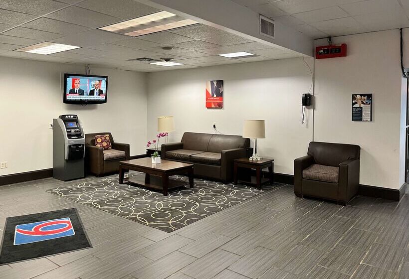 בית מלון כפרי Studio 6 Suites Clarion, Pa