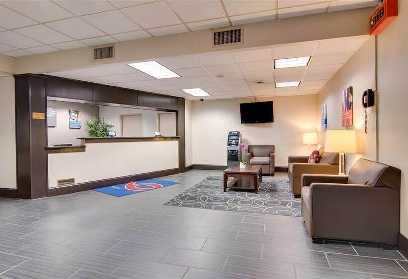 בית מלון כפרי Studio 6 Suites Clarion, Pa