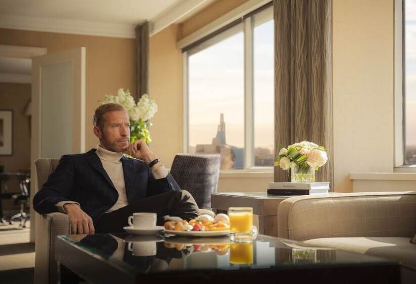 هتل The Fairmont Winnipeg Gold Experience