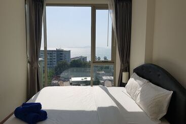 هتل The Riviera Wongamat By Pattaya Holiday