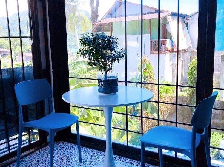 پانسیون Blue View House Phi Phi