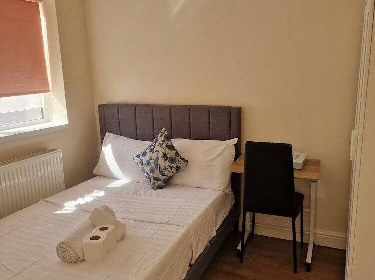 住所  Beautiful 1 Room House In London