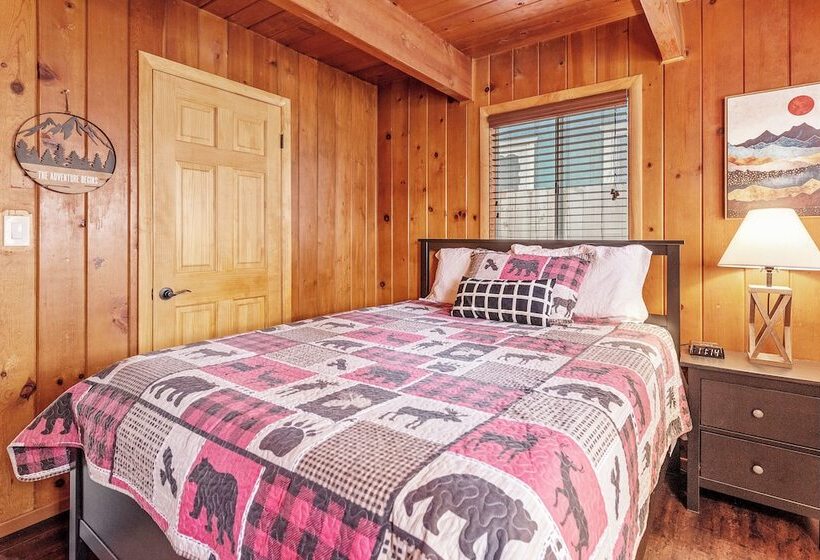 Shady Pine Cottage
