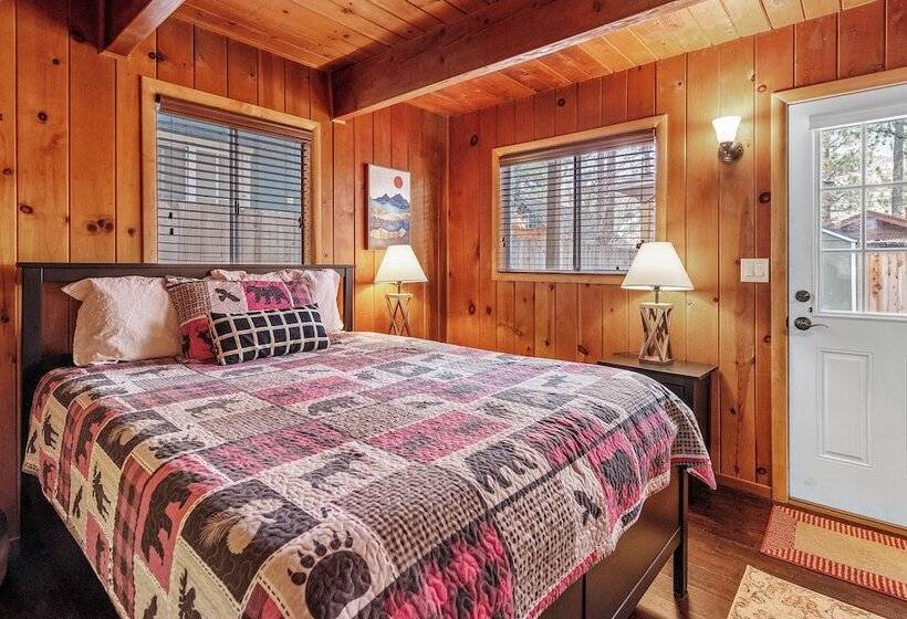 Shady Pine Cottage