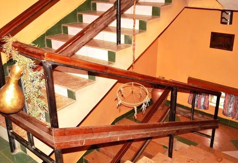 تختخواب و صبحانه Regional Hotel Nairobi