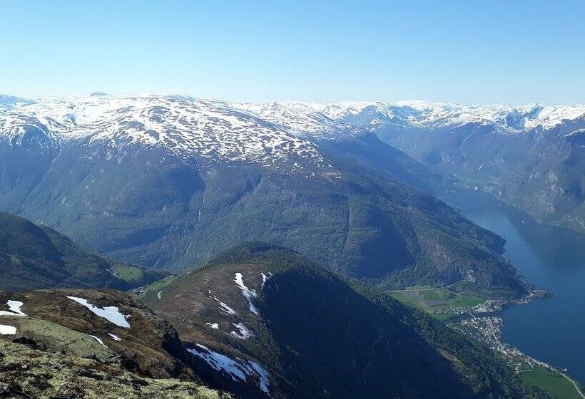 ベッドアンドブレックファースト østerbø Fjellstove