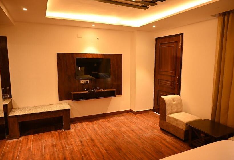 هتل Aamod Suites   Dalhousie