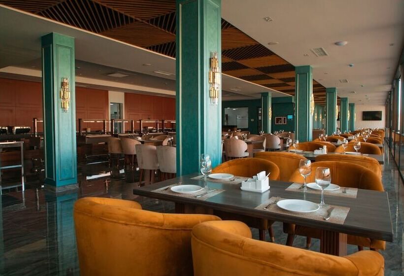 فندق Archazor Mountain Resort