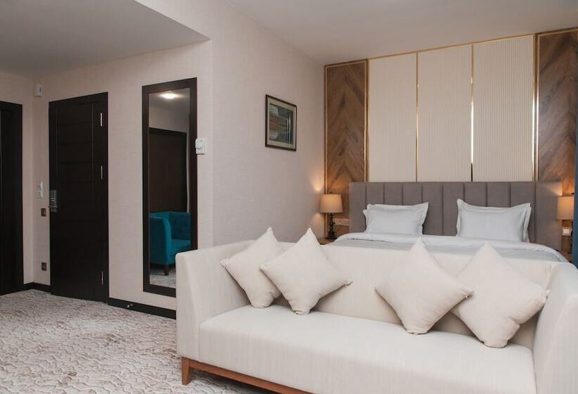 فندق Archazor Mountain Resort