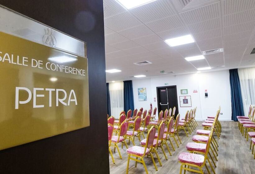 هتل Atlantis Bejaia Aéroport