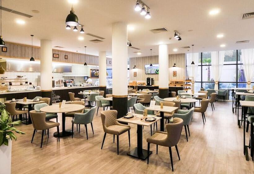 هتل Atlantis Bejaia Aéroport