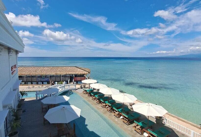 هتل Gili Beachfront Suites