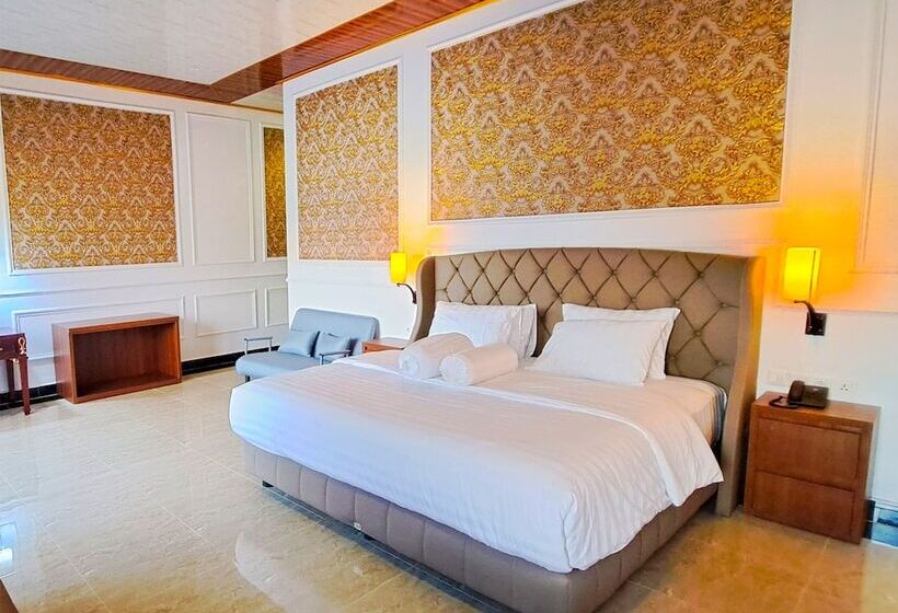 هتل Gili Beachfront Suites