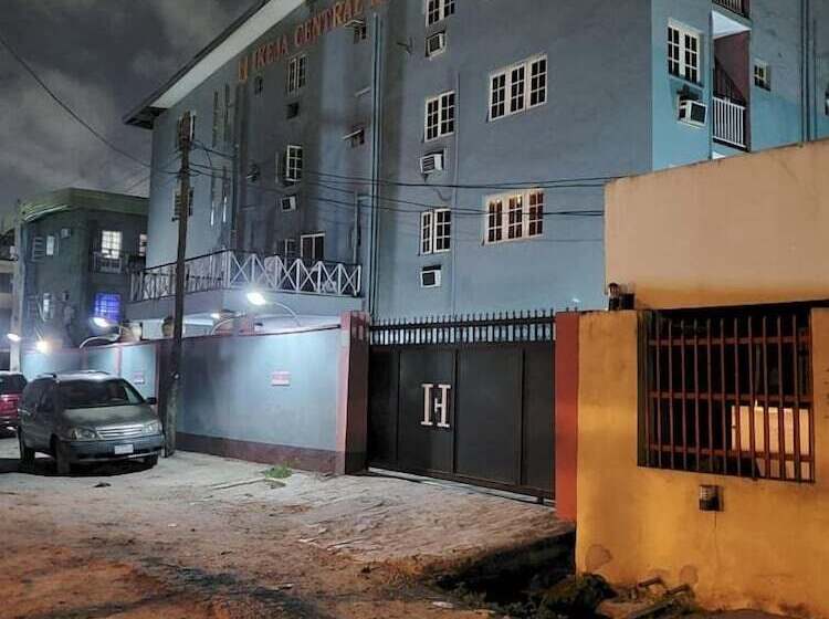 هتل Ikeja Central