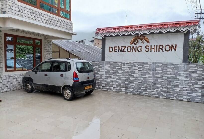 هتل Mash Denzong Shiron