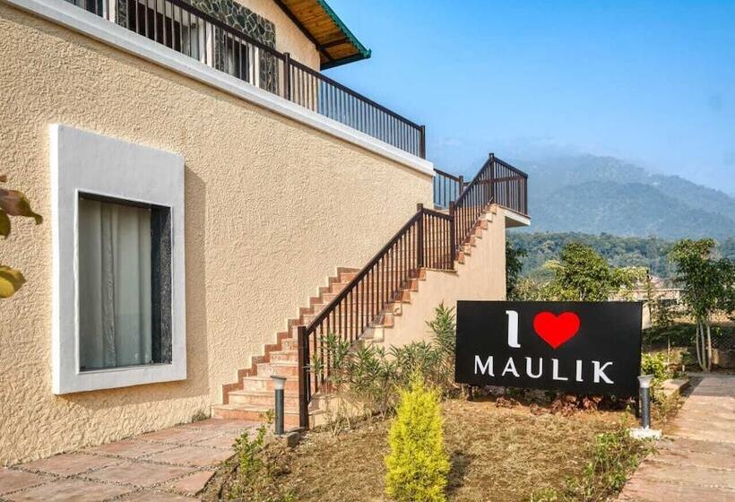 هتل Maulik Retreat