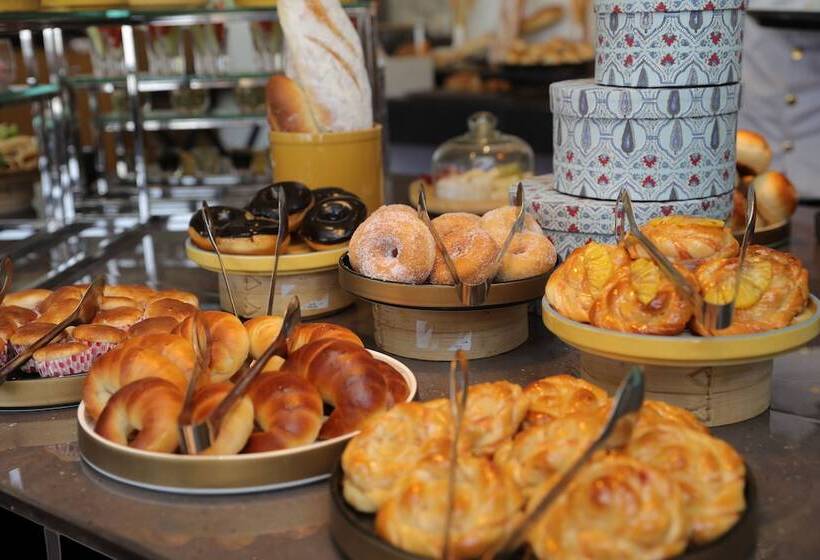 בית מלון כפרי Pagoda Centurion